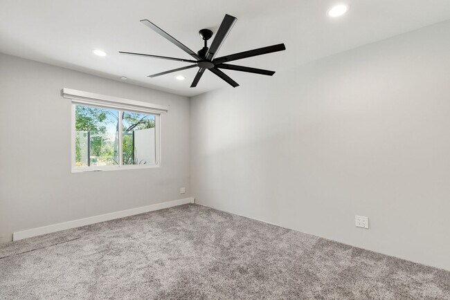 Building Photo - 4520 Park Cordero