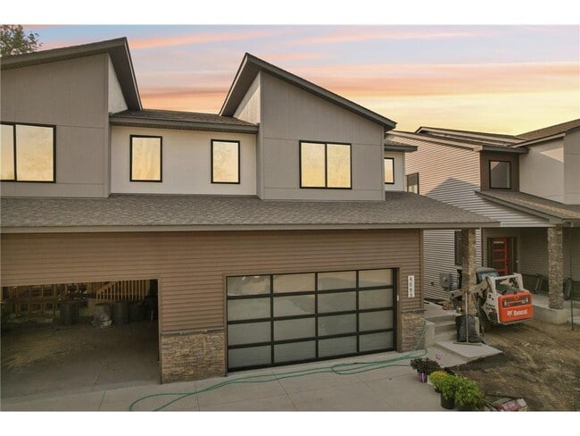 Building Photo - 4093 Isaac Ct