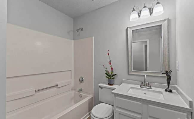 Building Photo - 500 Bartling Rd