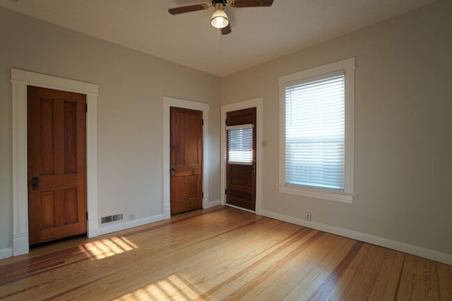 Building Photo - 808 E Kiowa St