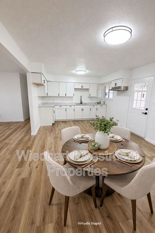 Building Photo - 713 Wildwood Ave