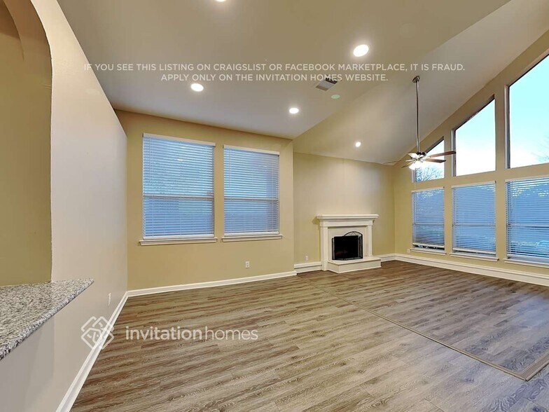 Building Photo - 2043 Hearthstone Dr