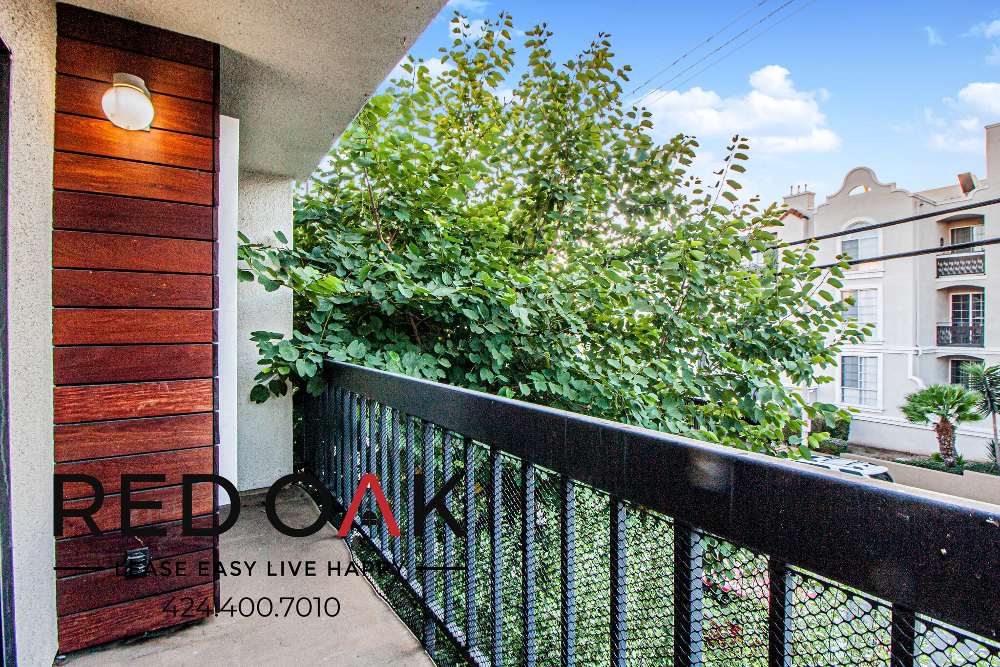 Building Photo - 1522 N Formosa Ave