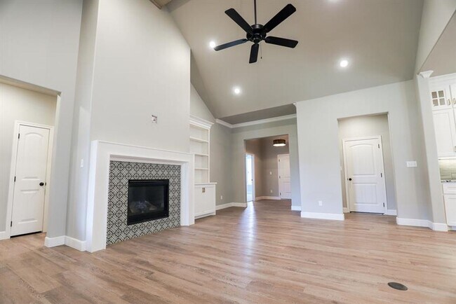 Building Photo - 4 bed 2 bath Cooper ISD