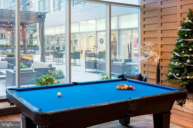 Building Photo - 1900 Arch St