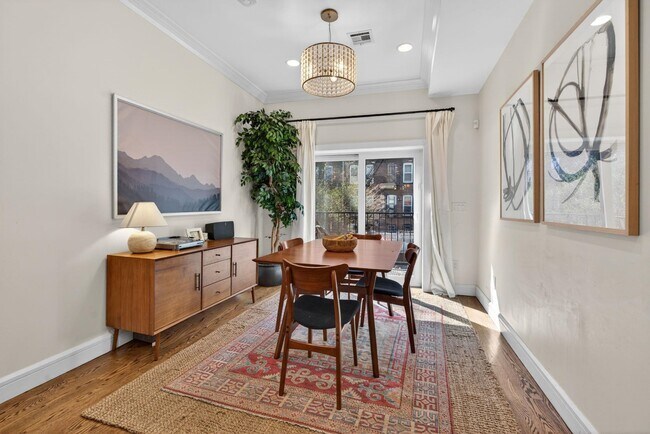 Building Photo - 926 Park Ave