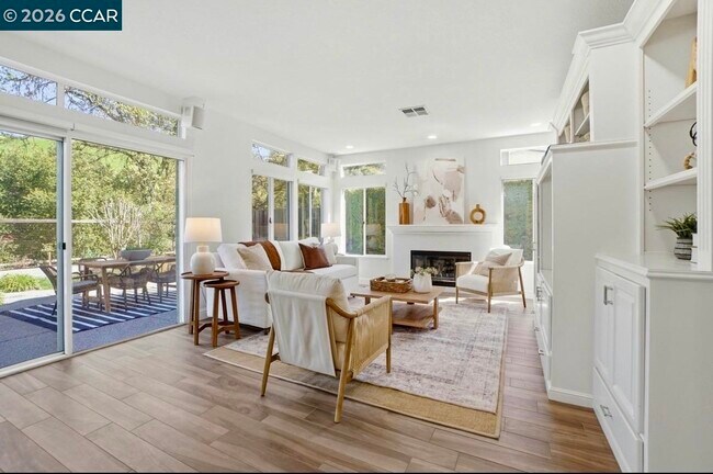 Building Photo - 1038 McCauley Rd