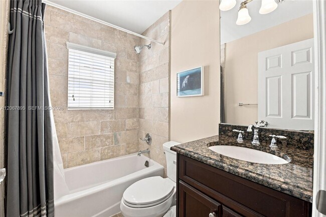 Building Photo - 1419 SW 21st Ct