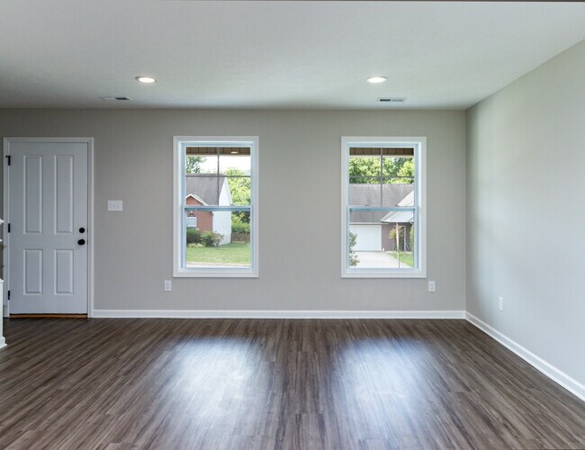 Building Photo - 628 Drakewood Rd