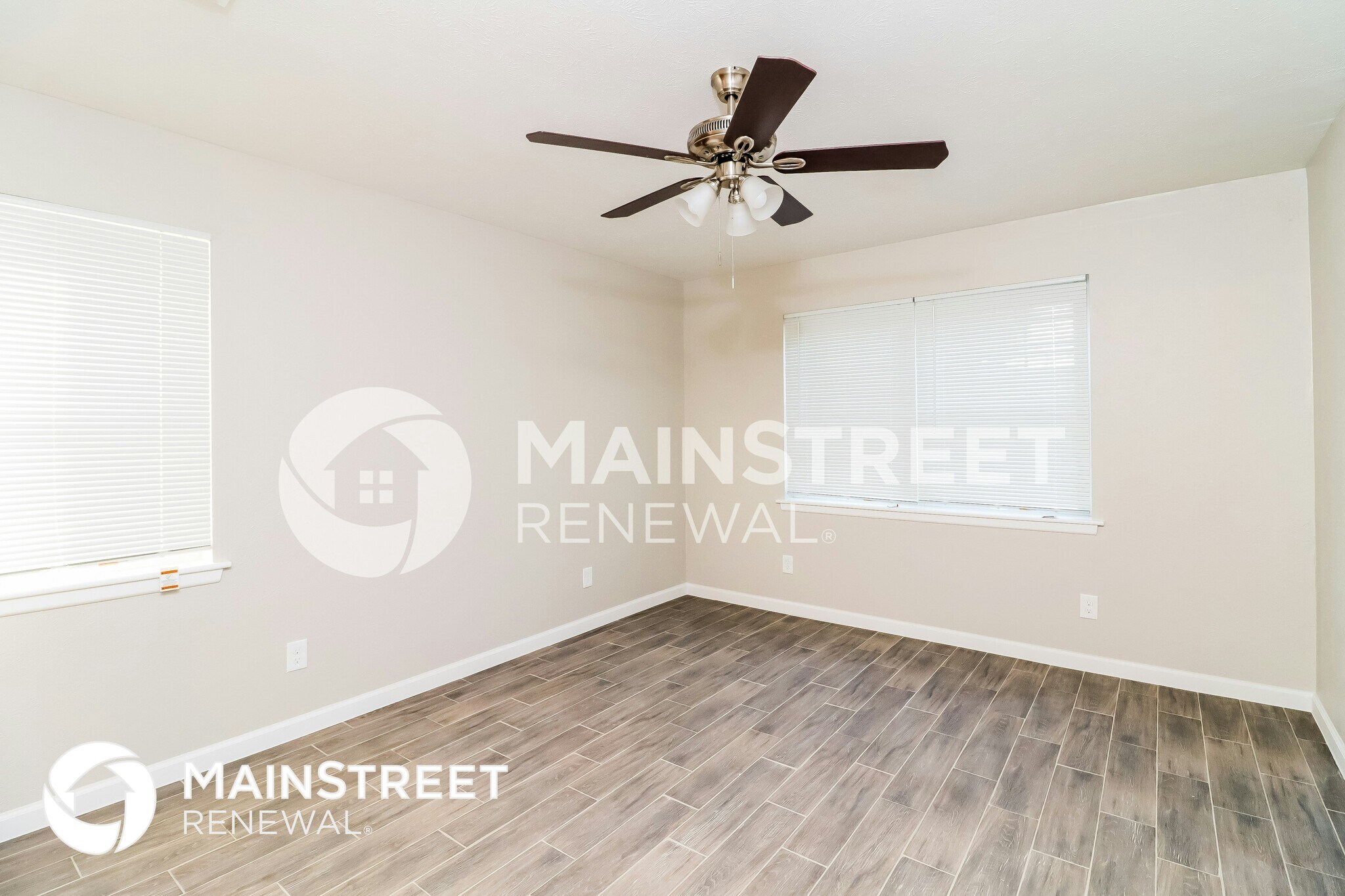 Building Photo - 953 Charleston Dr