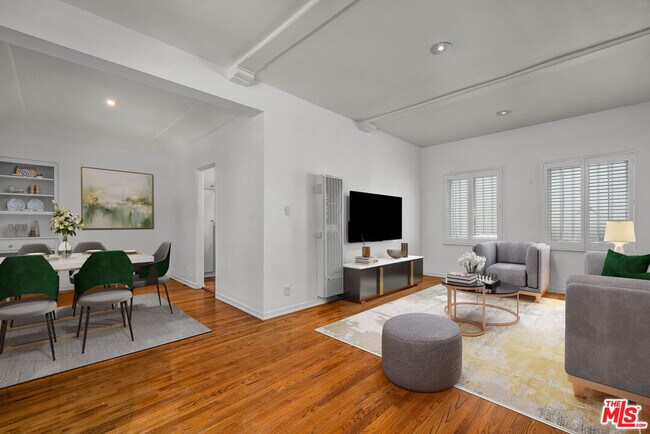 Building Photo - 10801 Lindbrook Dr