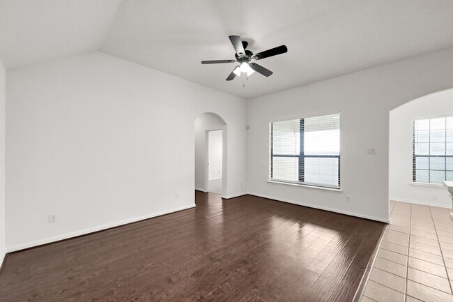 Building Photo - 29717 Buffalo Canyon Dr