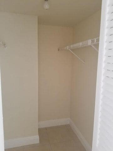 Building Photo - 720 N Dixie Hwy