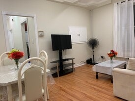 Building Photo - 4727 39th Pl