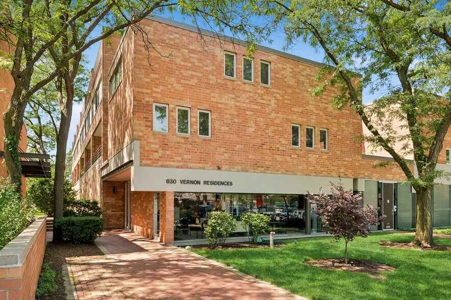 Building Photo - 630 Vernon Ave