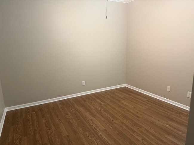 Building Photo - 1114 White Moss Ln