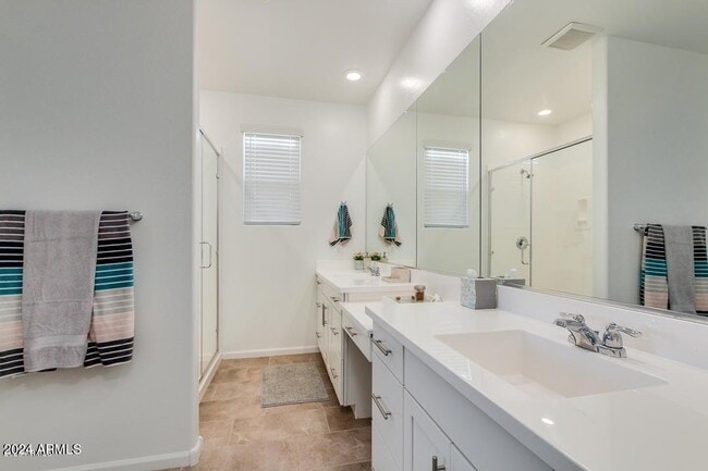 Building Photo - 9419 W Willow Bend Ln