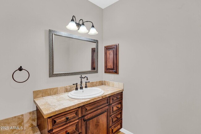 Building Photo - 1414 W Coral Reef Dr