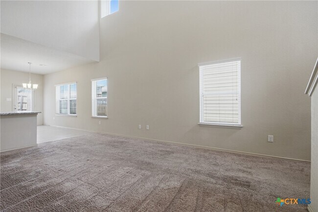 Building Photo - 131 Lake Gln