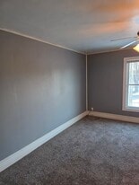 Building Photo - 603 S Memorial Dr