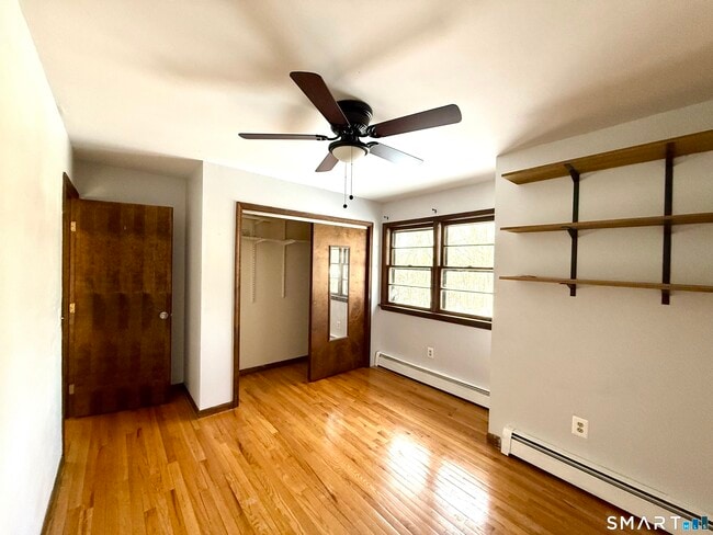 Building Photo - 27 White Oak Rd