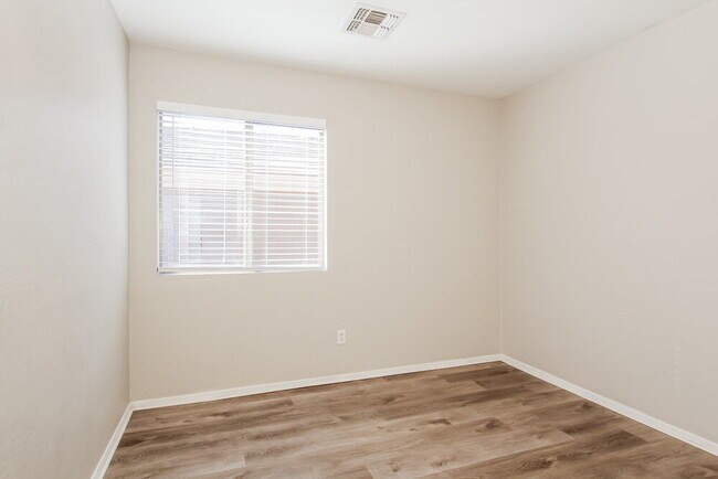 Building Photo - 16015 W Sierra St