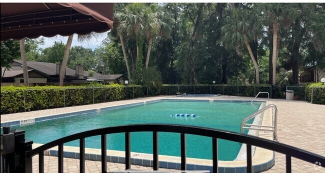 Swimming Pool - Village Square Apartments