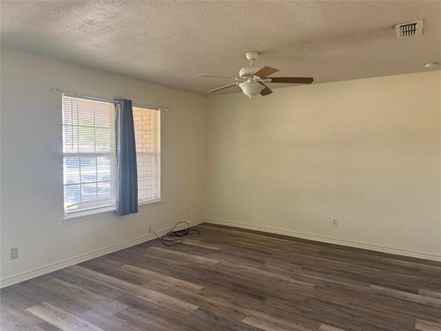Building Photo - 5342 Burbank Dr