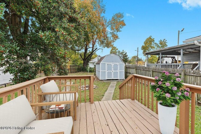 Building Photo - 1234 W Woodlawn Ave