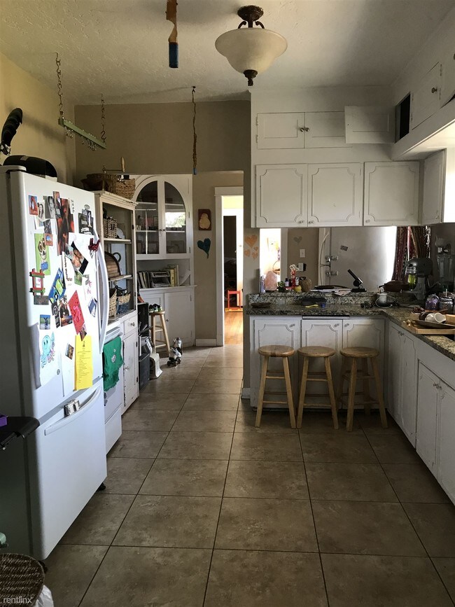 Building Photo - 8555 W 3180 S