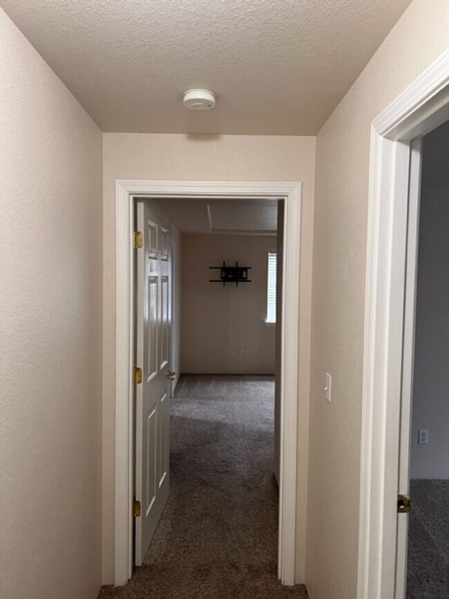 Building Photo - 2346 Stonefield Way