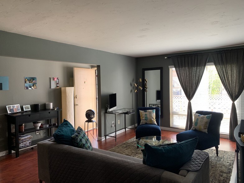 Building Photo - 4192 Mt Alifan Dr