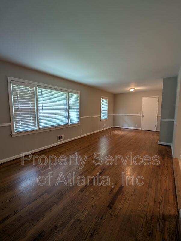 Building Photo - 1061 Homewood Ct