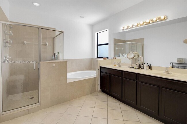 Building Photo - 22760 SW 105th Ave