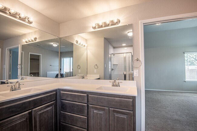 Building Photo - COMING SOON!  Beautiful Brick Home in The ...