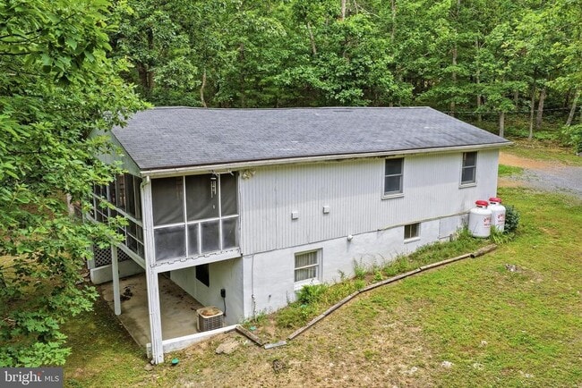 Building Photo - 371 Oak Hill Rd