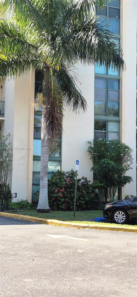 Building Photo - 2075 SW 122nd Ave