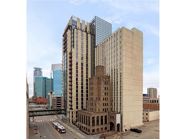 Building Photo - 201 S 11th St