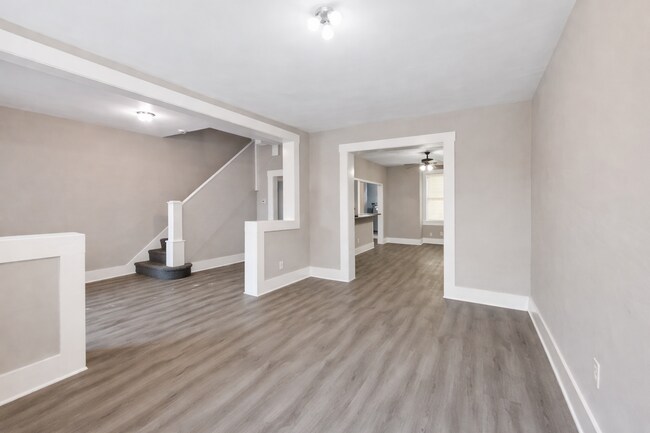 Building Photo - 2113 Belair Rd