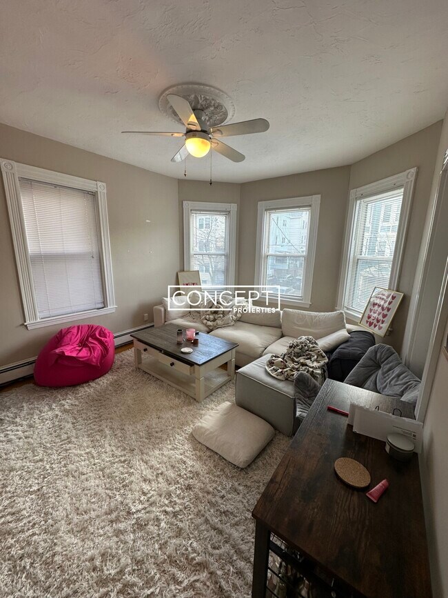 Building Photo - 66A Calumet St. Unit 2GC