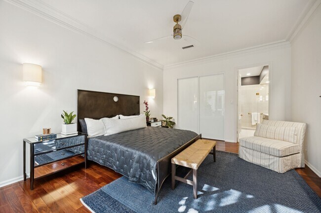 Building Photo - 4964 Post Oak Timber Dr