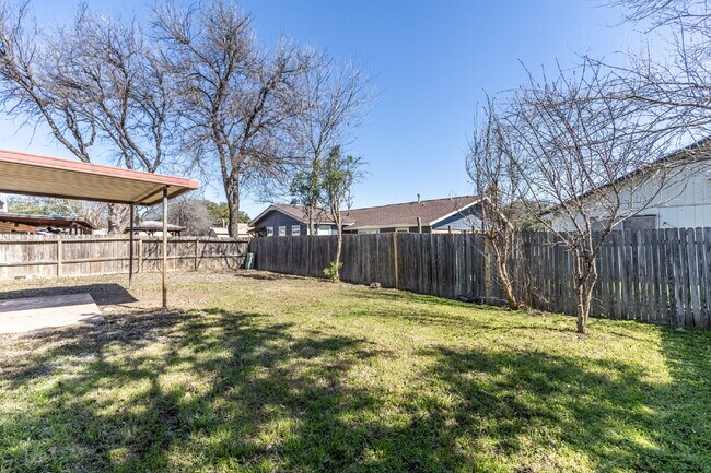 Building Photo - 4414 Valleybrook