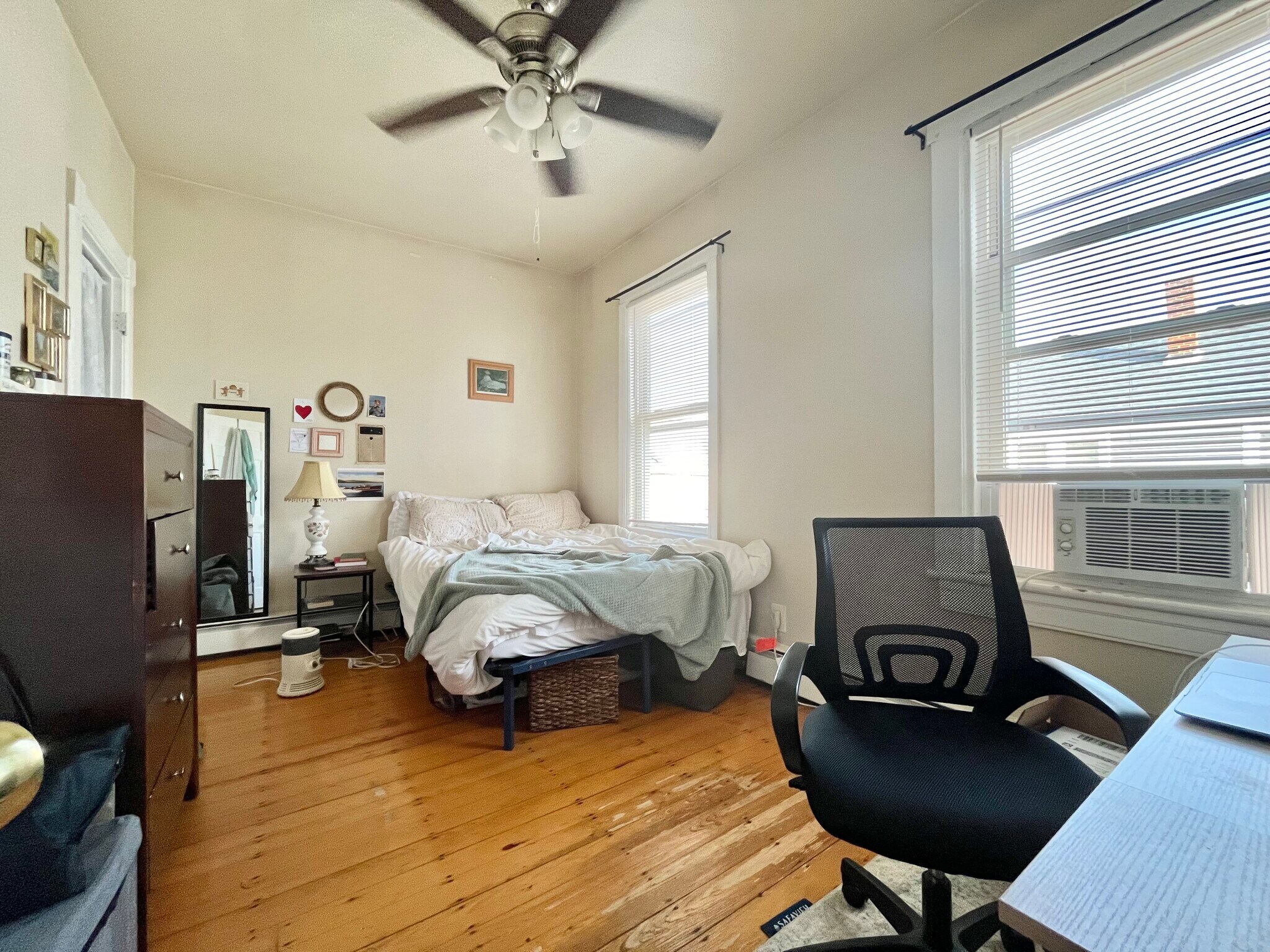 Building Photo - 19 Sachem St