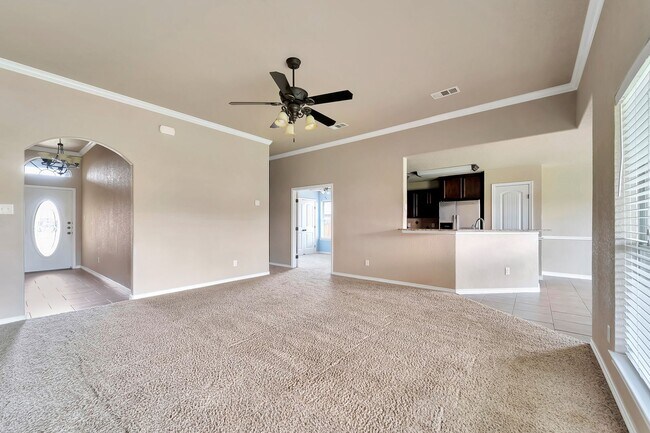 Building Photo - 2103 Coy Dr