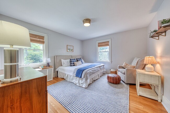 Building Photo - Beautifully renovated home can sleep up to...