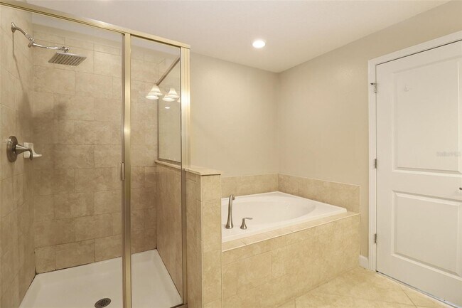 Building Photo - 28423 Pleasant Bay Lp