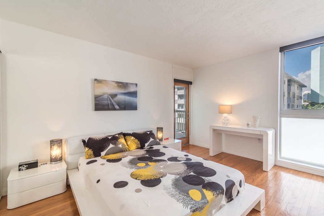 Building Photo - 1670 Bay Rd