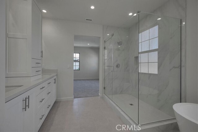 Building Photo - 228 Birdseye