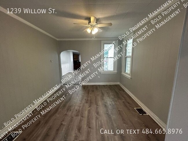 Building Photo - 1239 Willow St