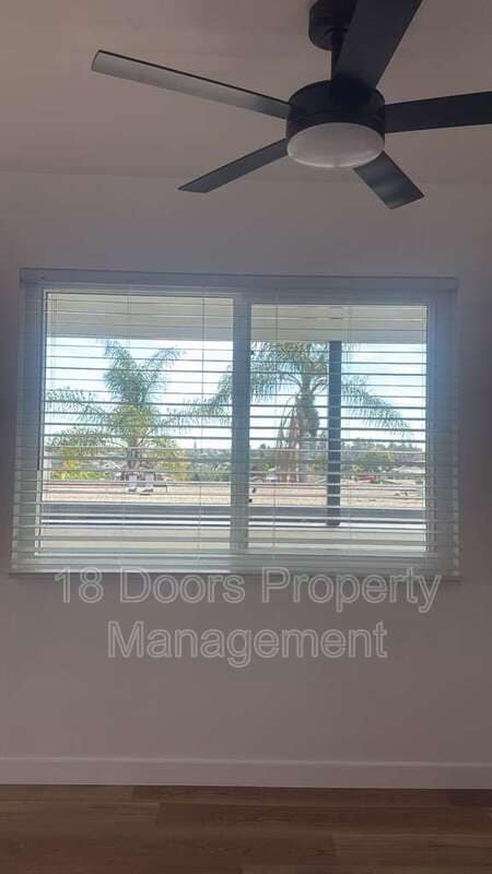 Building Photo - 4353 1/2-4349-52 College Ave